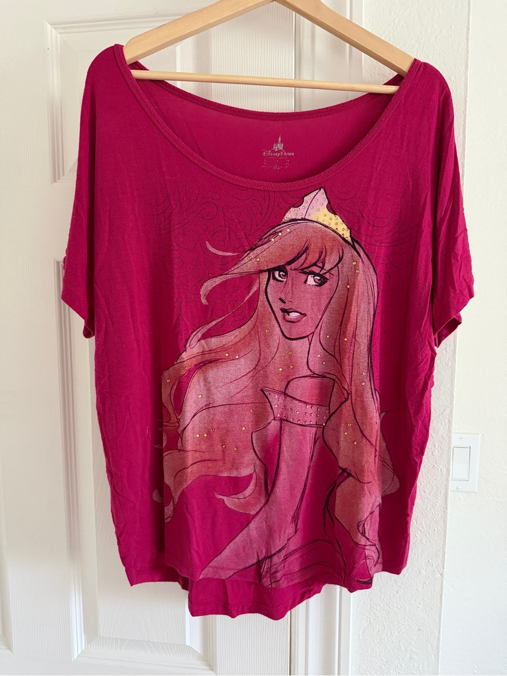 Disney fuchsia short sleeve Princess graphic tee